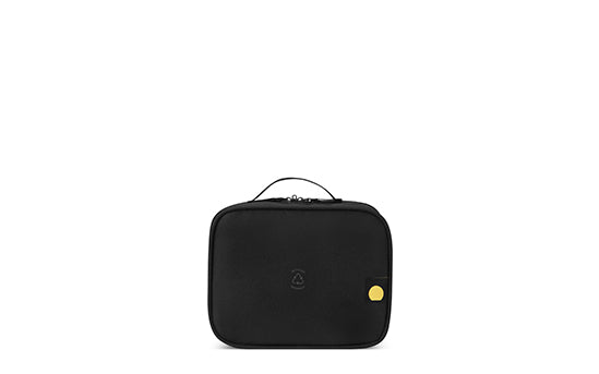 RECYCLED AND WATER-REPELLENT