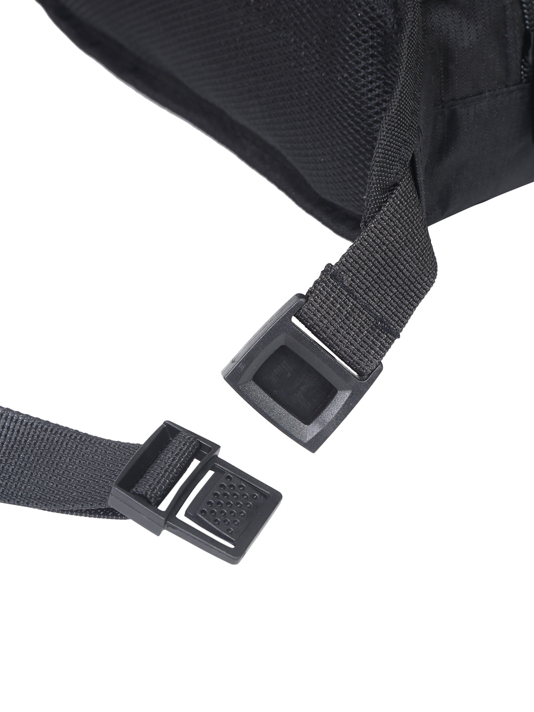 Delsey Paris TN Organised Belt Bag Travel Waist Pack in Black-Buckle in detail