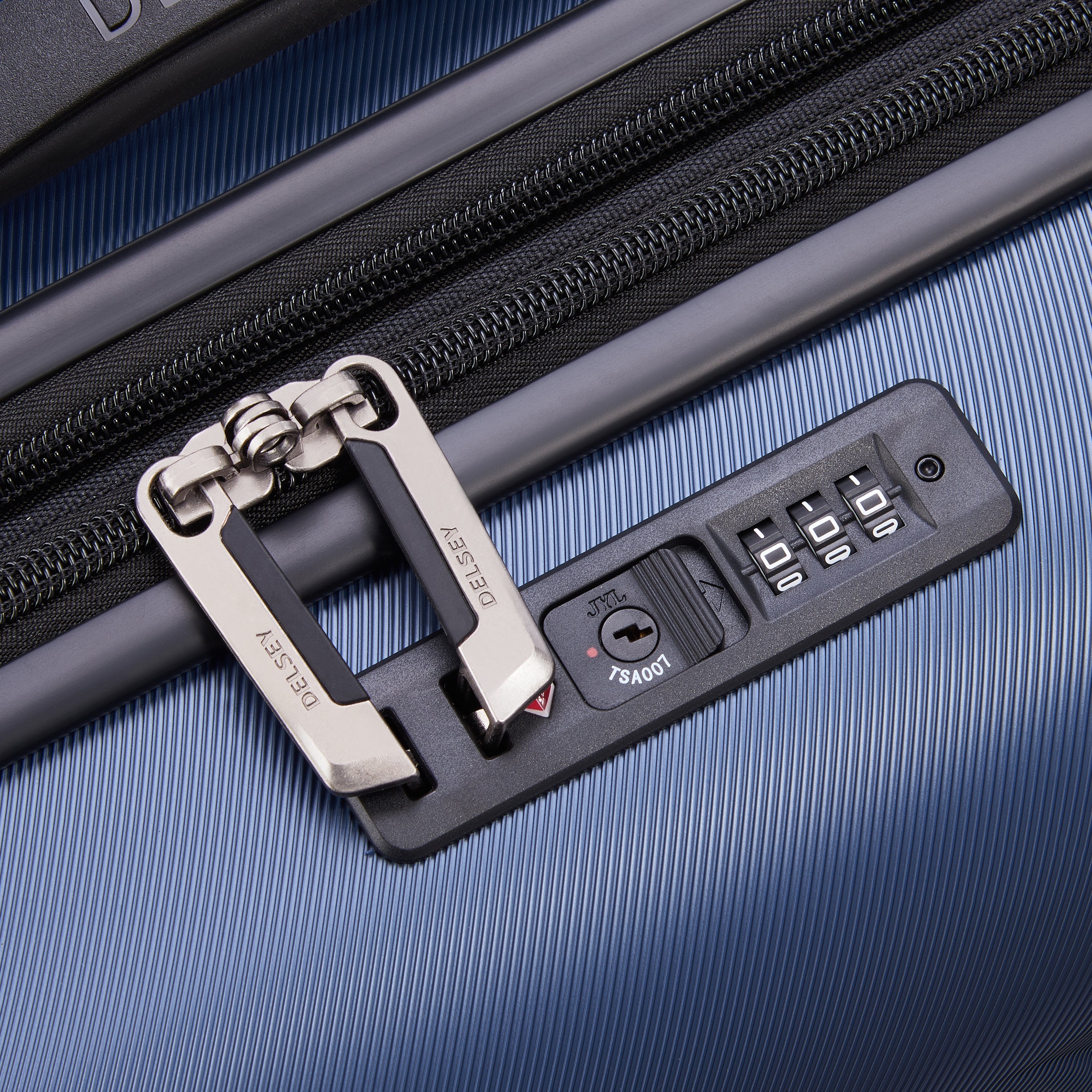 Delsey Paris AIR ARMOUR - Carry-On - S Expandable (56cm)