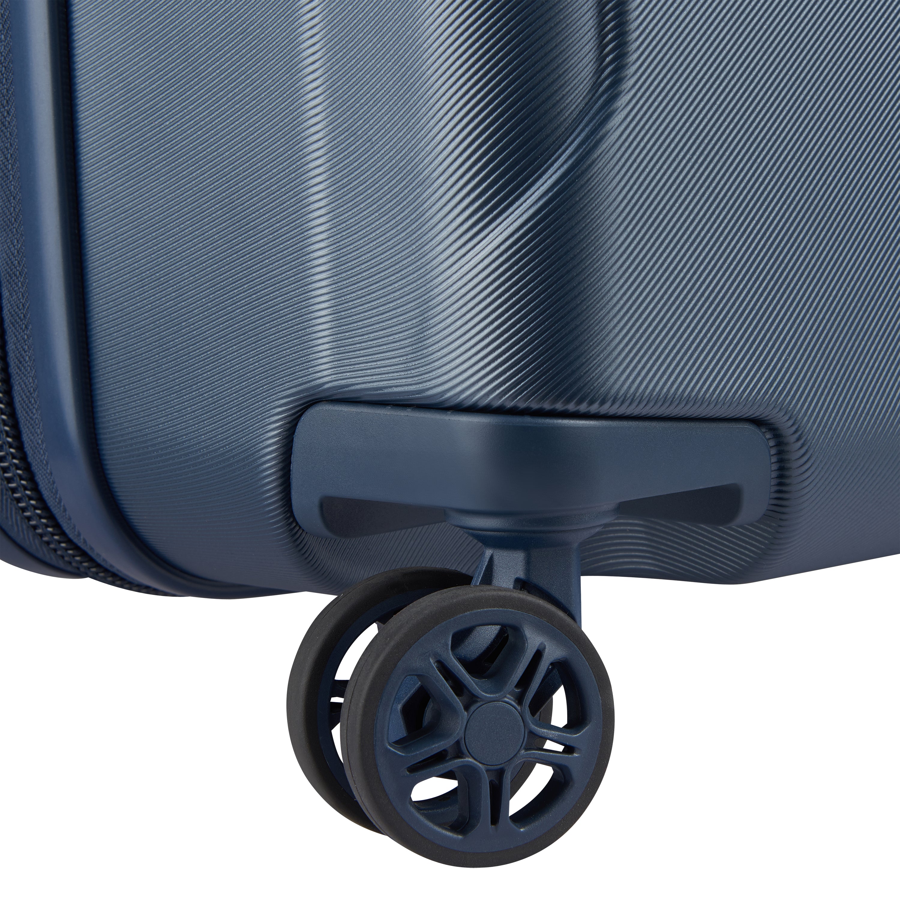 Delsey Paris Allure check-in suitcase M 65cm in Navy-wheel