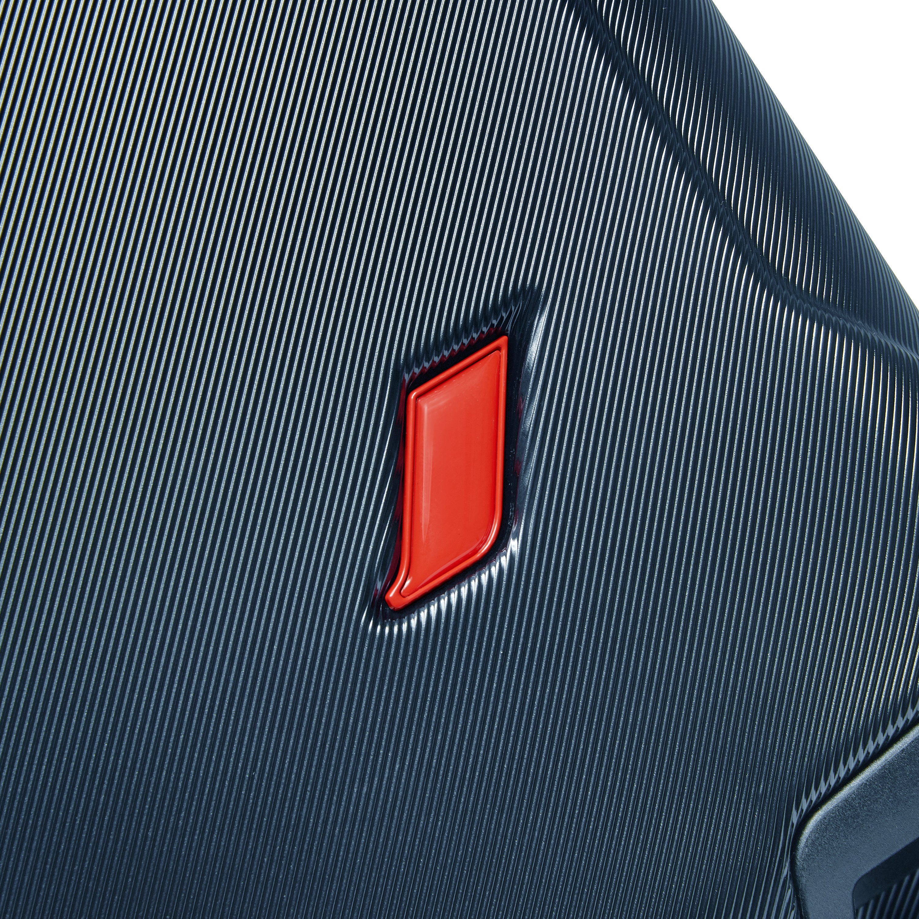 Delsey Paris Allure check-in suitcase M 65cm in Navy