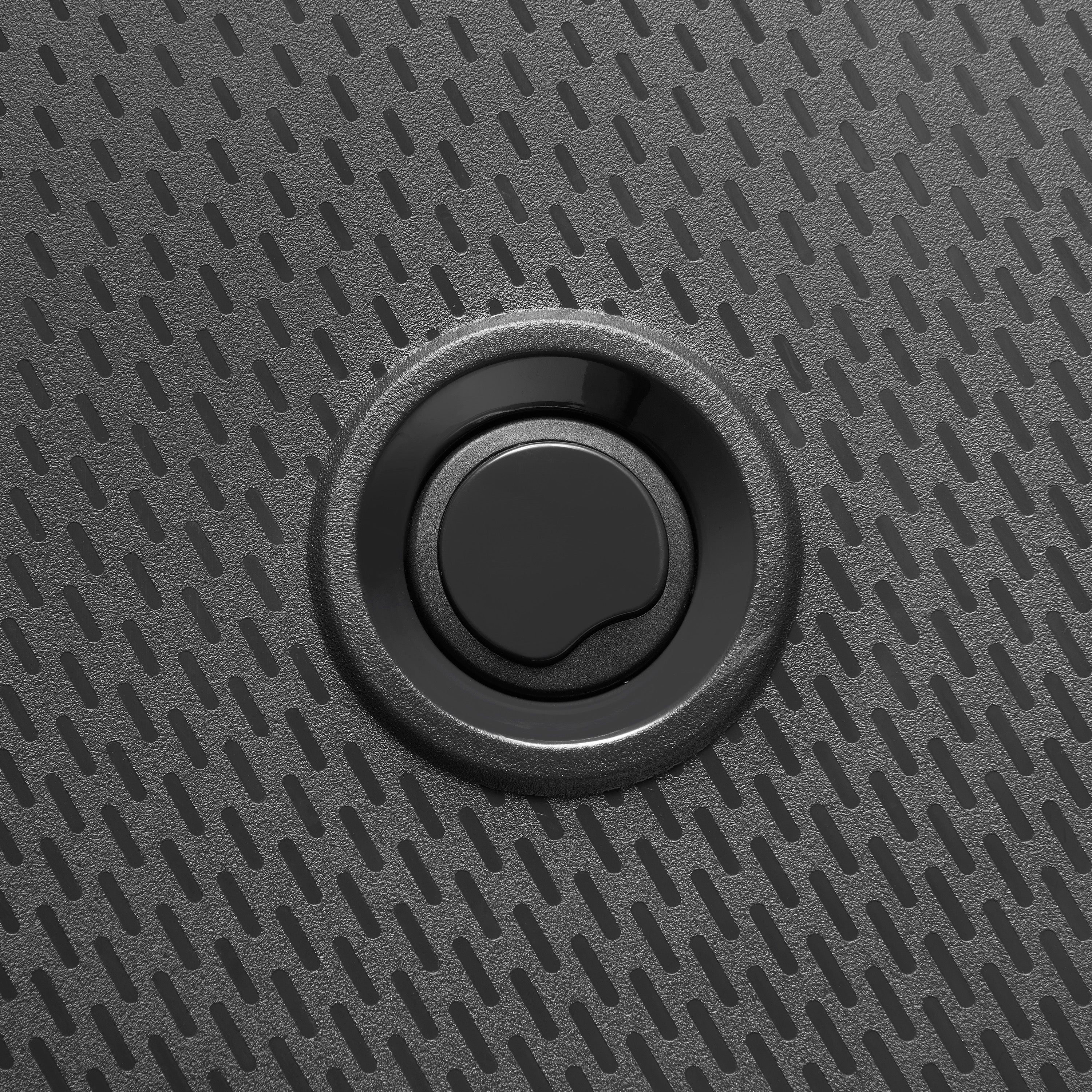 Delsey Paris Belmont Plus 76cm XL Expandable Check-in Suitcase in Black-logo close up