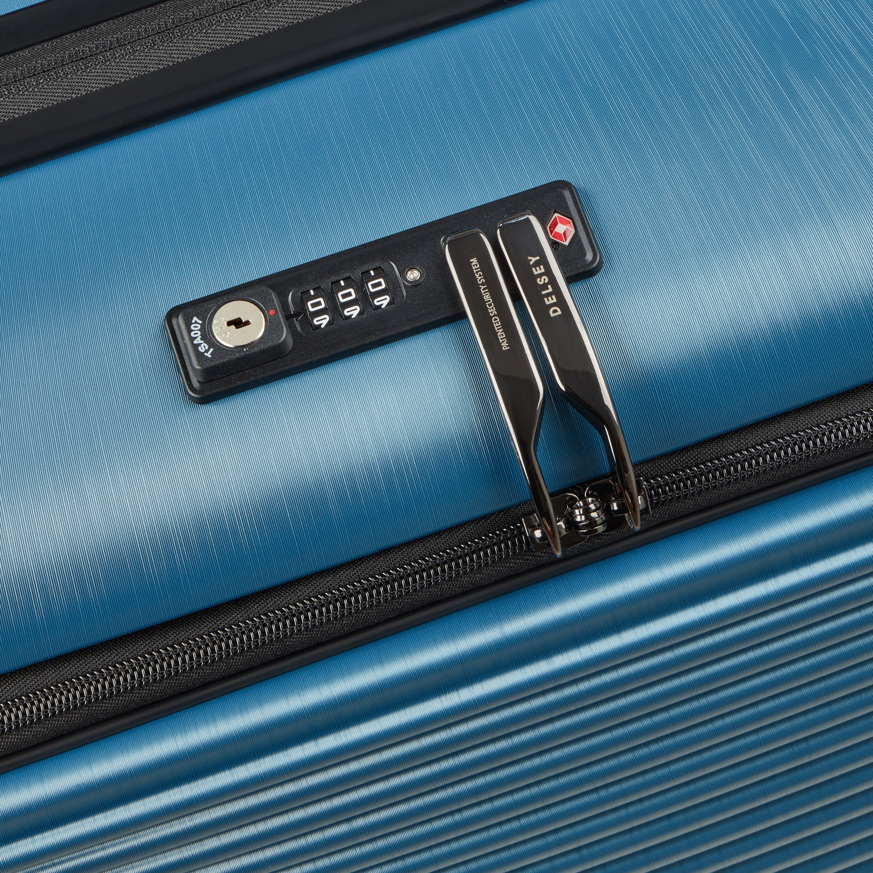 Delsey Paris Freestyle 76cm Expandable Front-Opening Check-in Suitcase in Blue-TSA lock in detail