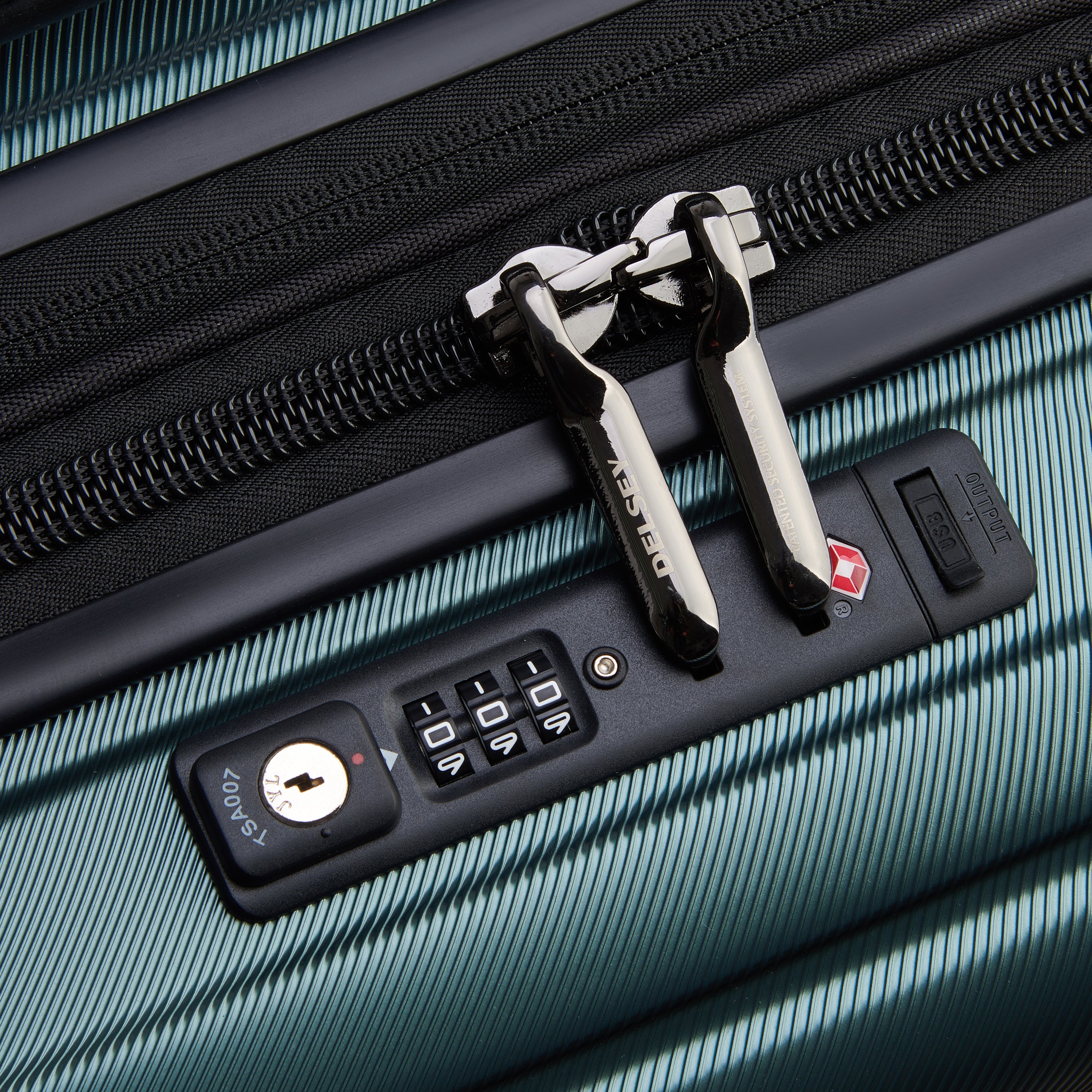 Delsey Paris SHADOW 5.0 - Check-in Suitcase - M Expandable (66cm)