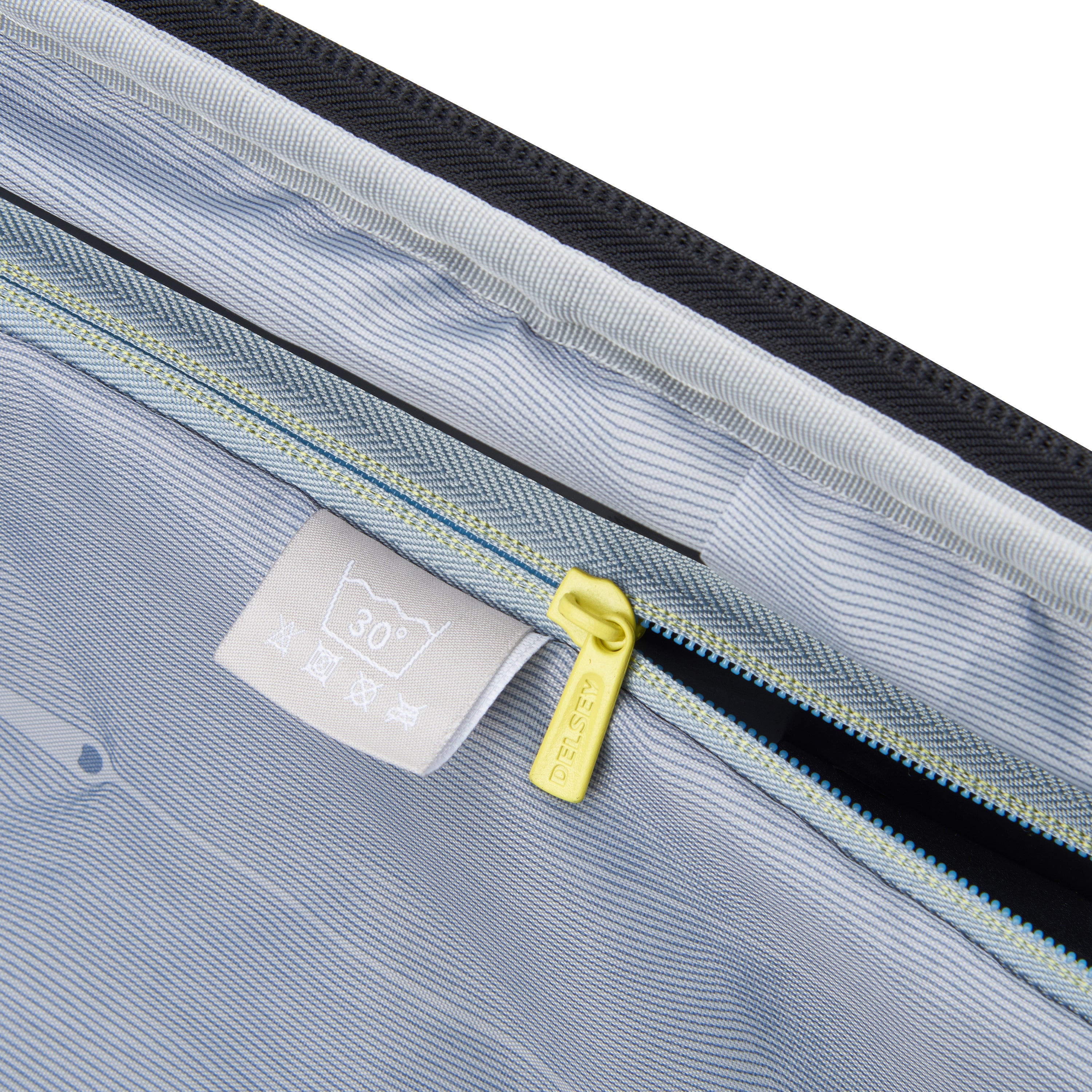 Delsey Paris SHADOW 5.0 - Check-in Suitcase - M Expandable (66cm)