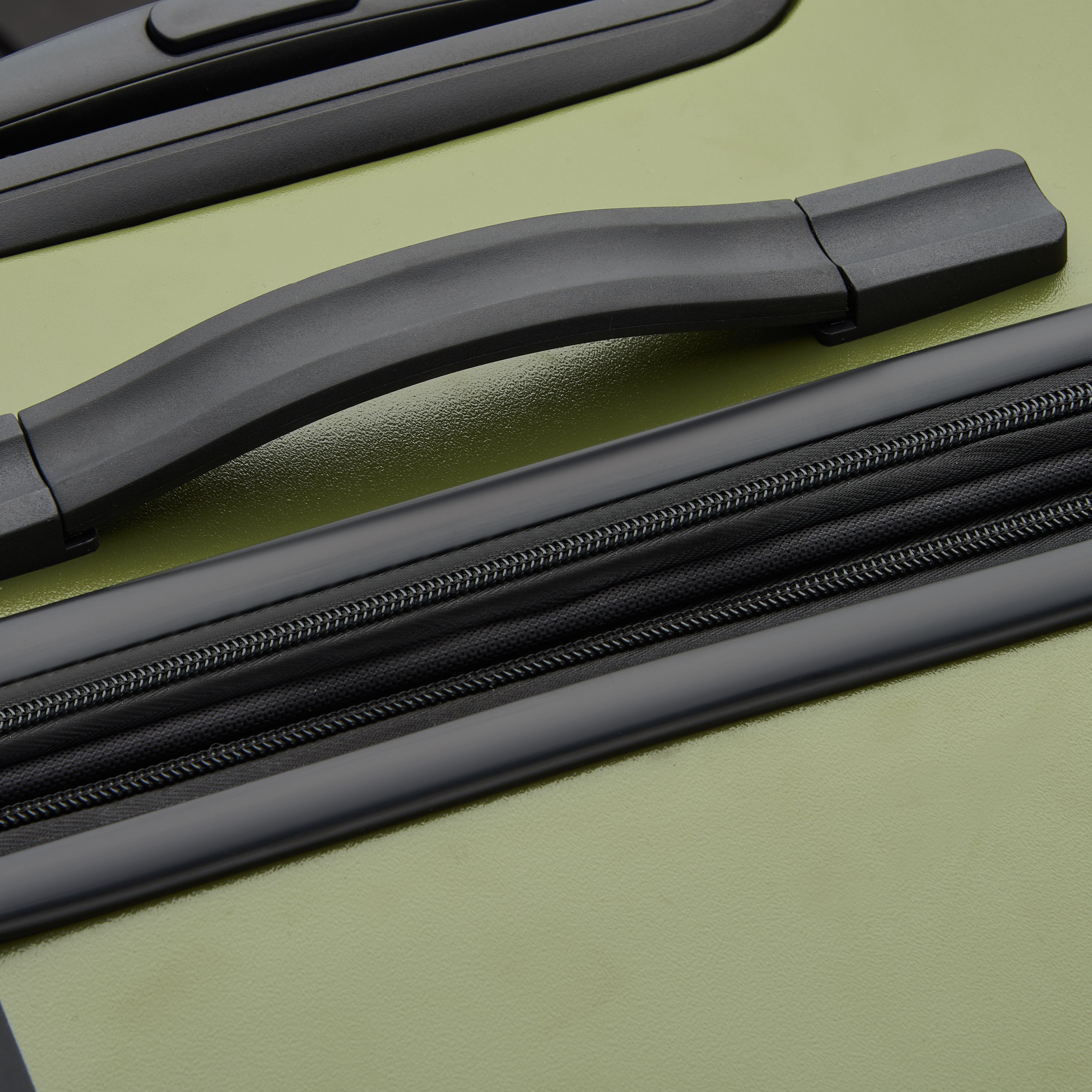 Jeep JH004C - Check-in Suitcase - XL Expandable (80cm)