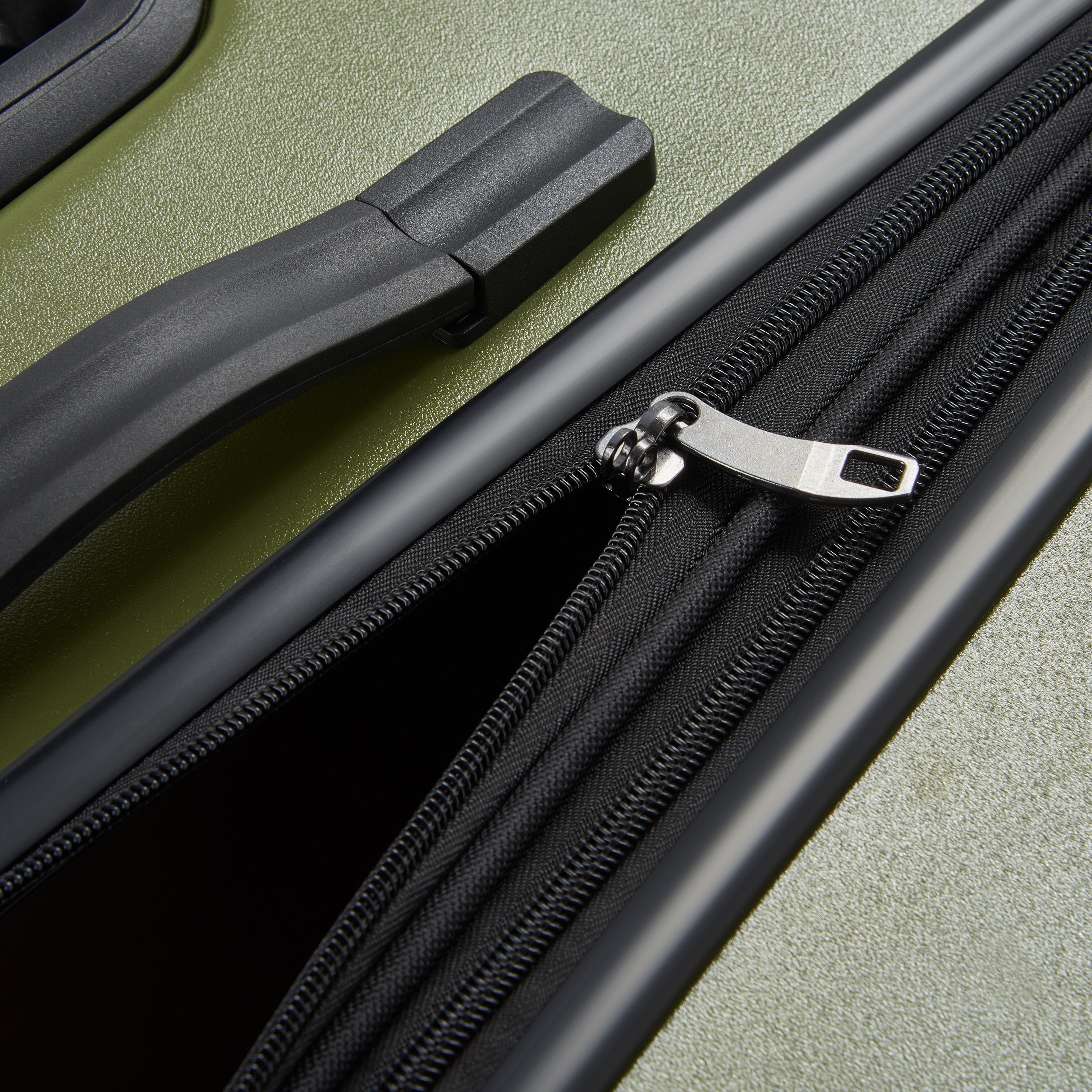 Jeep JH004C - Check-in Suitcase - XL Expandable (80cm)