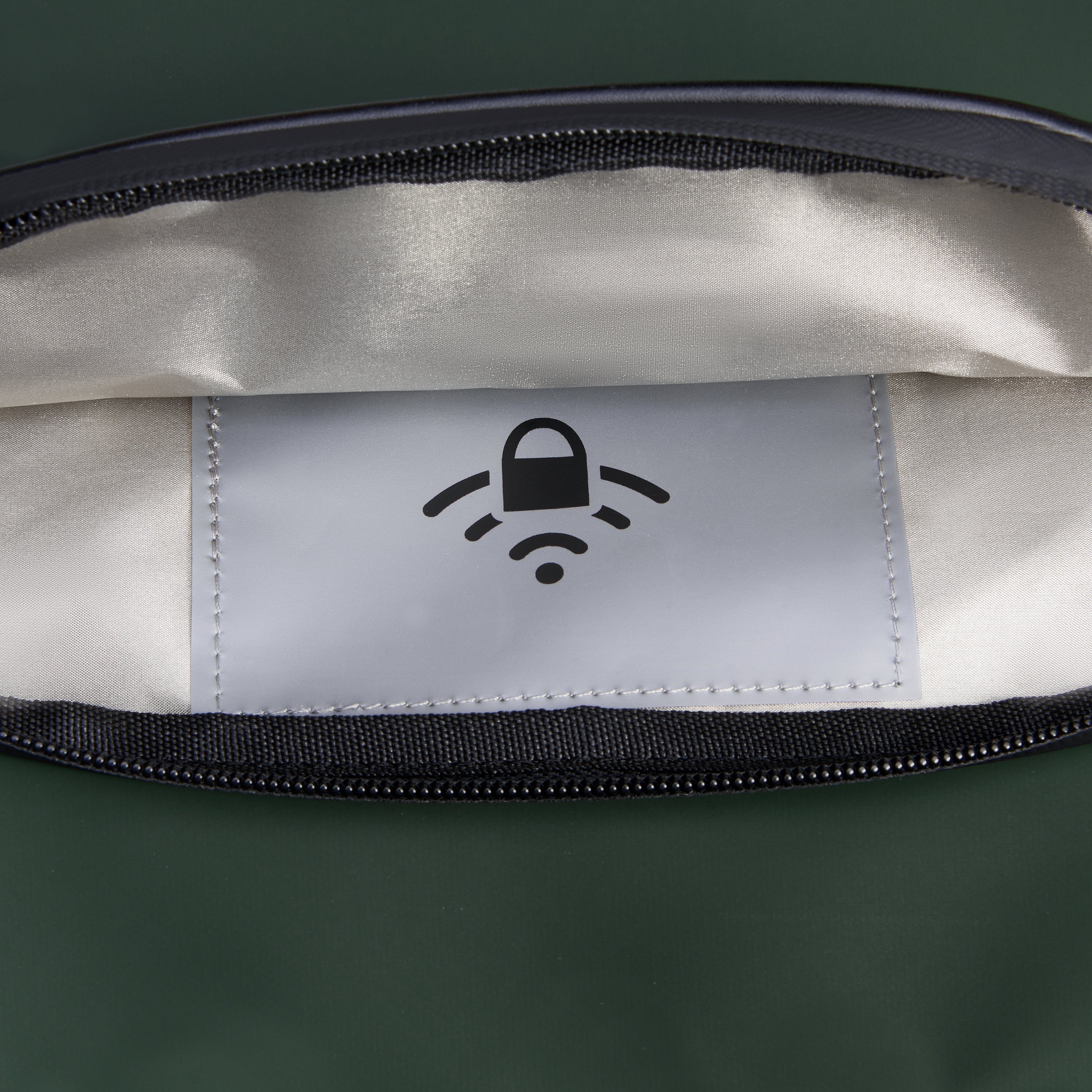 Peugeot Voyages - Duffle Bag (73cm)